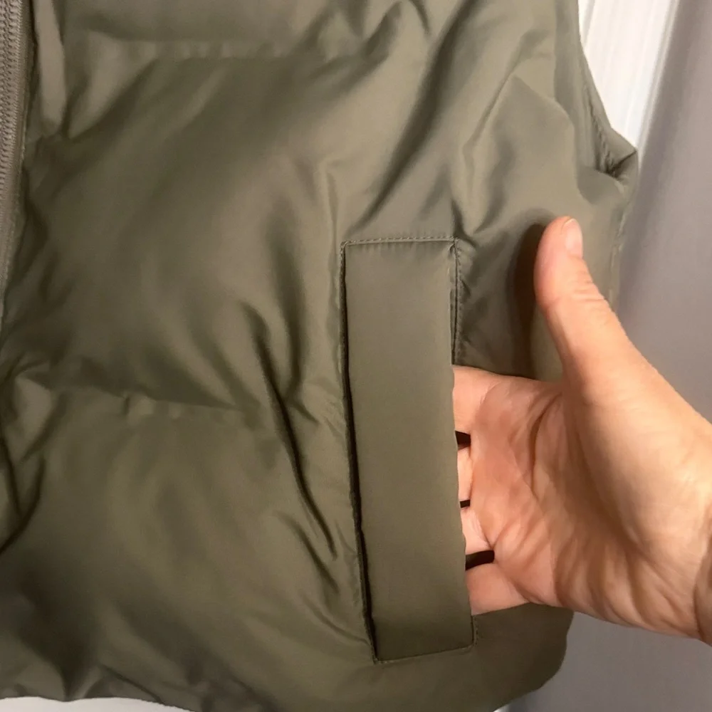 Zara Olive Green Quilted Puffer Vest - Picture 5 of 6